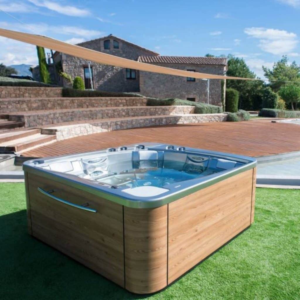 Terrazo jacuzzi Belgique Spa Atlantida 70 5 personnes extérieur jardin terrasse